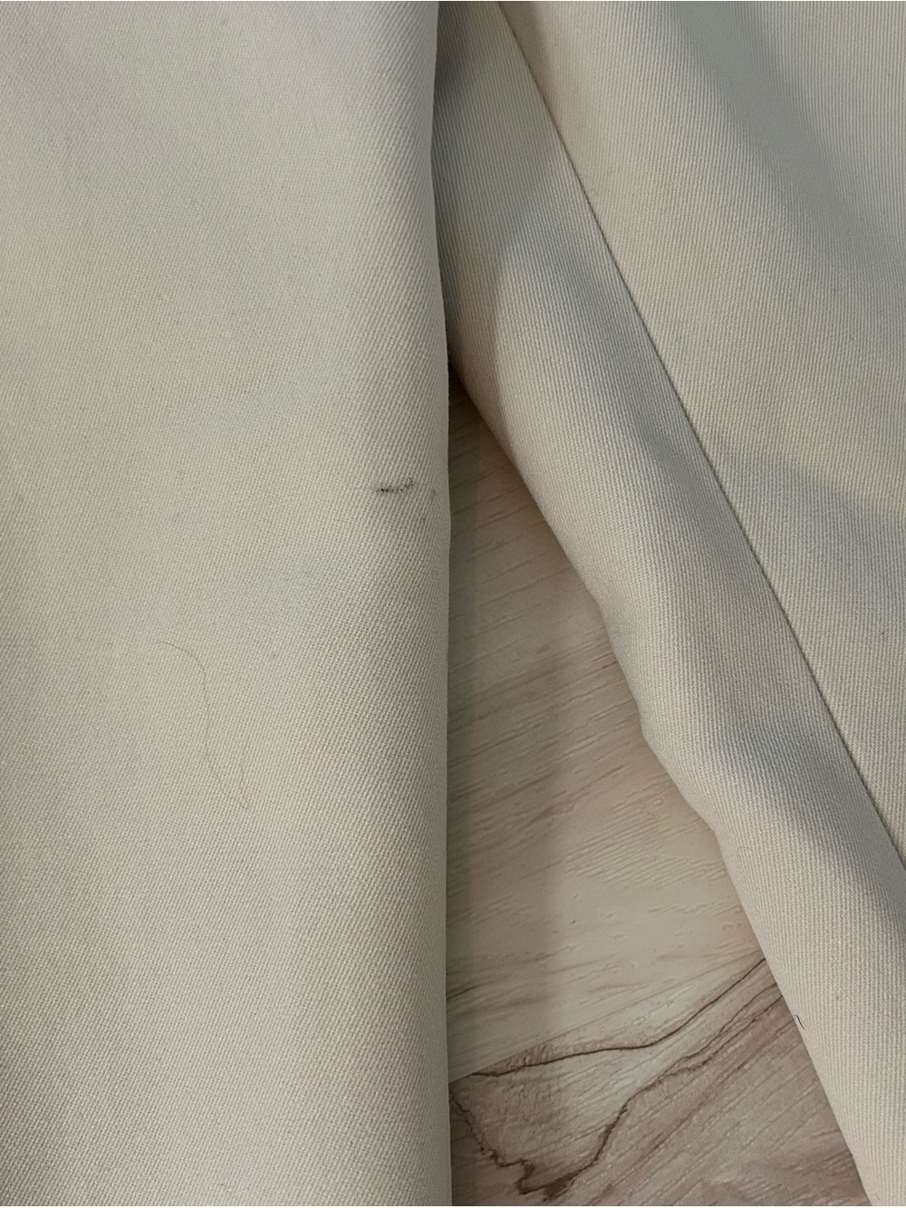 Vintage Bogner Women’s Ski Pants Size 4
Ivory Wool Blend Stirrup Zip Hem Après - Picture 12 of 16
